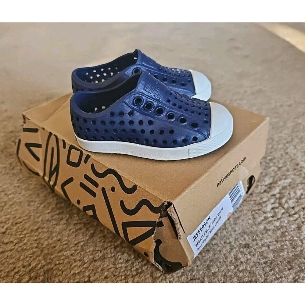 Unisex Native Jefferson Slip-on Sneaker, Regatta Blue Size C5 NEW $45